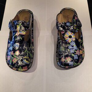 Alegria Classic Clog Floral Print - Size Euro 40 or US Woman 9 - 9.5